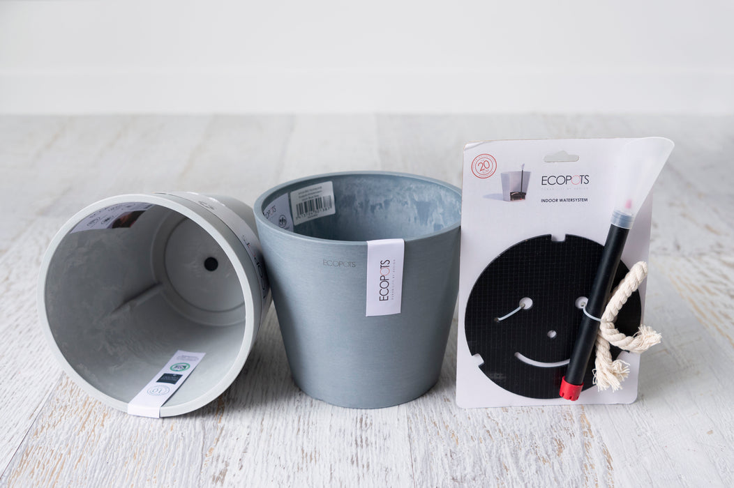 Ecopot watering system with Amsterdam pots