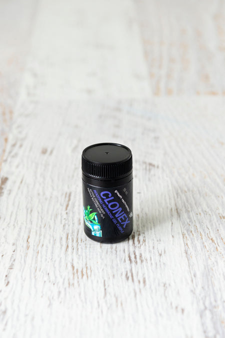 Clonex rooting hormine gel in black plastic bottle 